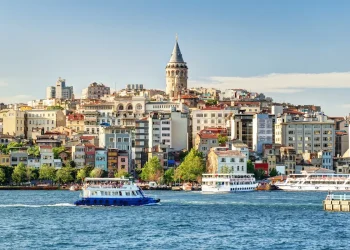 Bosphorus Cruise & Boat Tours in Istanbul